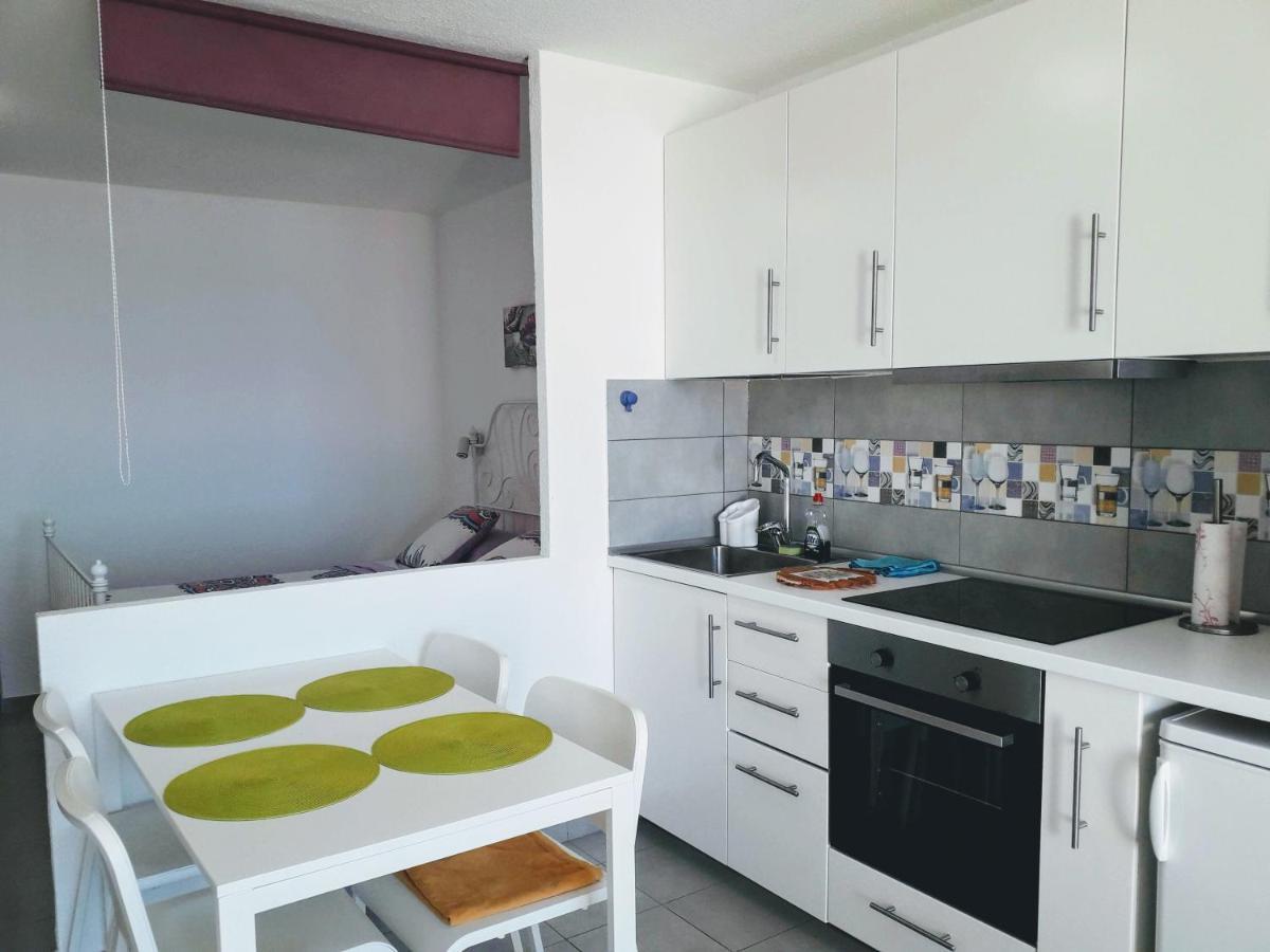 El Mirador Apartment *